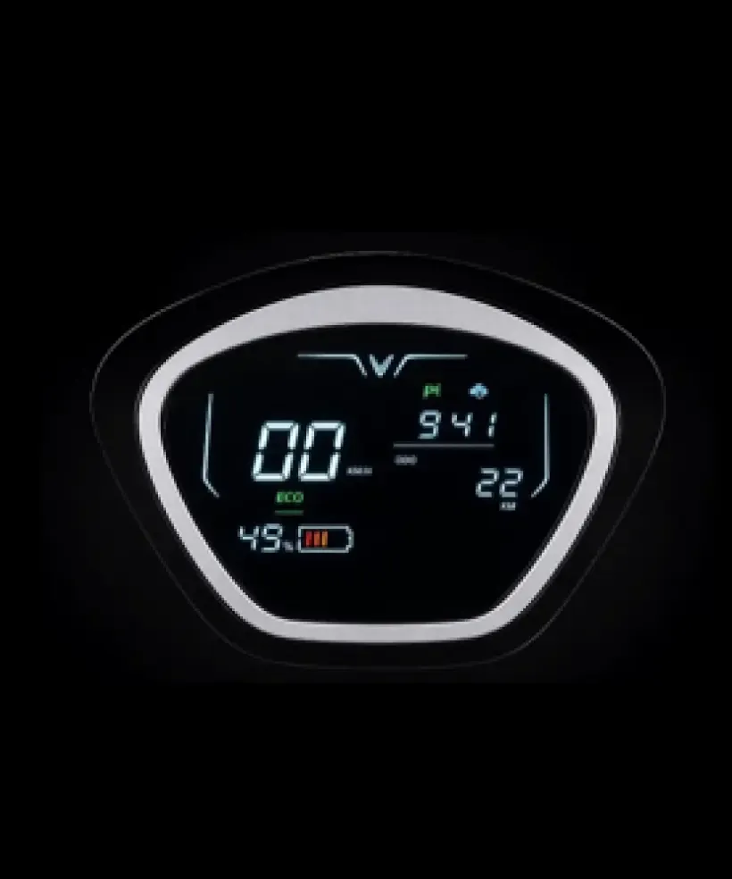 Layar LED berwarna memastikan visibilitas yang jelas, informasi yang intuitif, untuk pengalaman berkendara modern dan premium